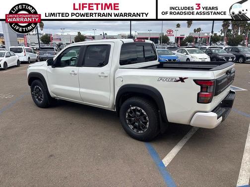Glacier White 2025 Nissan Frontier PRO-X