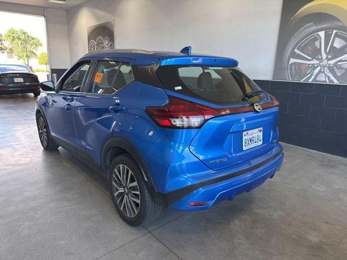 2021 Nissan Kicks SV