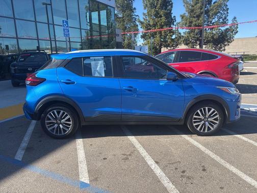 2021 Nissan Kicks SV