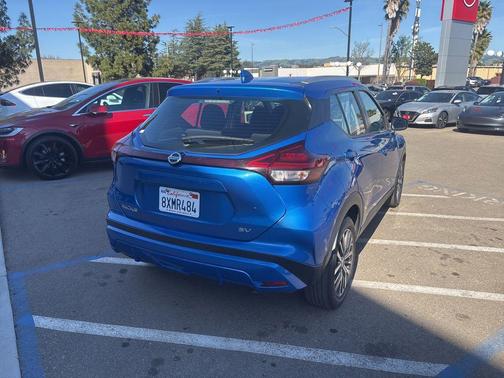2021 Nissan Kicks SV