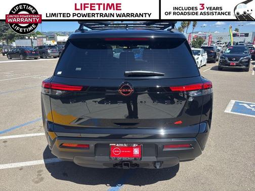 Super Black 2026 Nissan Pathfinder Rock Creek