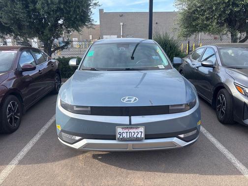 Lucid Blue 2022 Hyundai IONIQ 5 SE