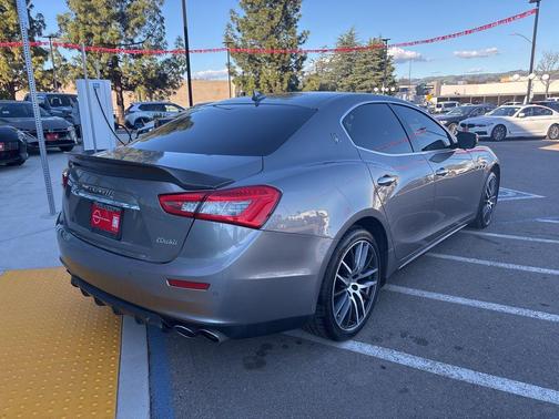 2015 Maserati Ghibli Base