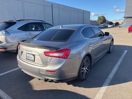 2015 Maserati Ghibli Base
