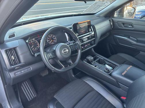 2024 Nissan Pathfinder Rock Creek 4WD