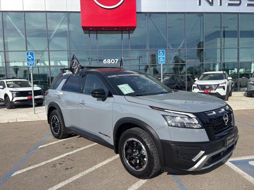 2024 Nissan Pathfinder Rock Creek 4WD