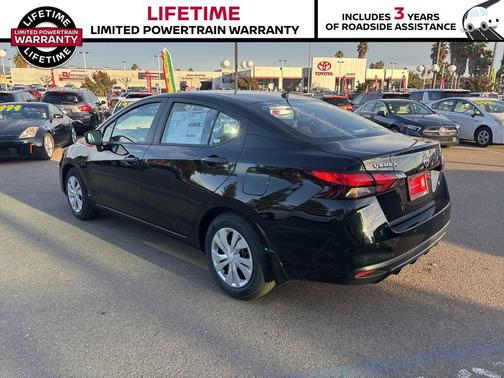 2025 Nissan Versa 1.6 S