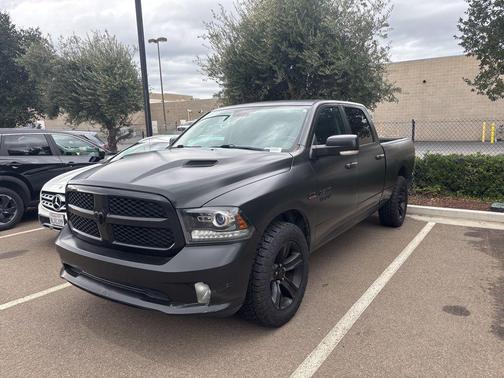 2017 RAM 1500 Night Crew Cab 4x4 6'4' Box