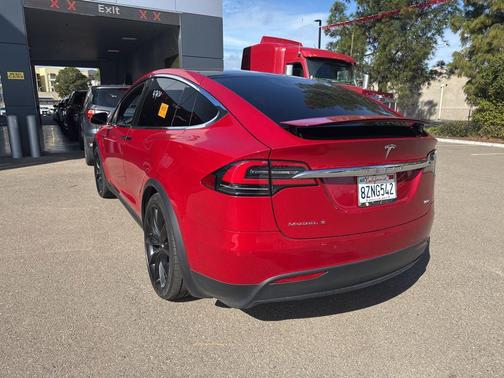 2019 Tesla Model X 