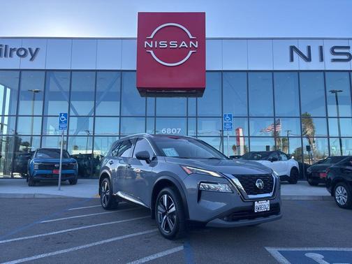 2021 Nissan Rogue SL