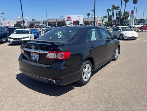 Black Sand Pearl 2011 Toyota Corolla S