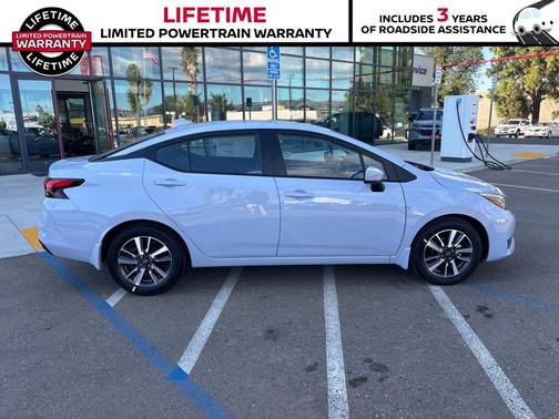 2025 Nissan Versa 1.6 SV