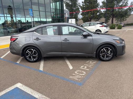 2025 Nissan Sentra SV