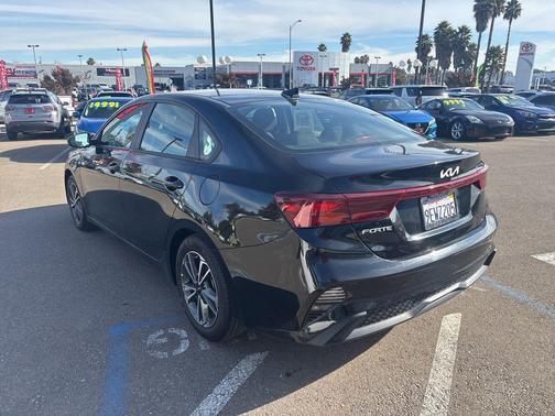 2023 Kia Forte LXS