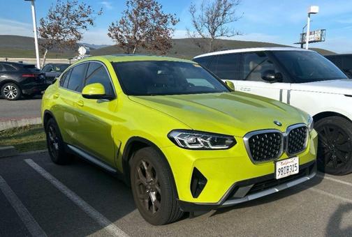 2022 BMW X4 xDrive30i