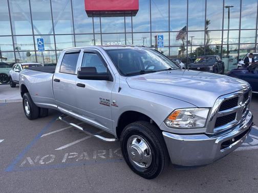 Bright Silver Metallic Clearcoat 2015 RAM 3500 Tradesman