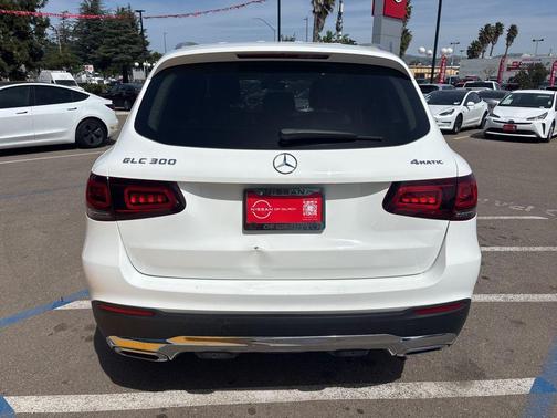 2021 Mercedes-Benz GLC 300 4MATIC