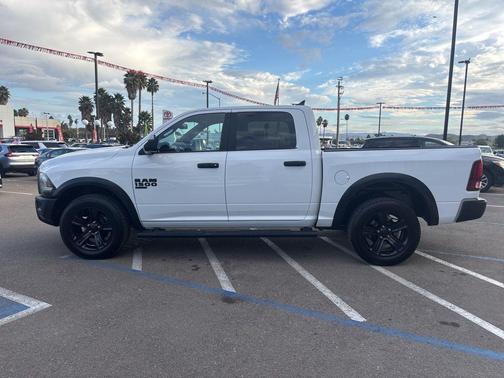 2023 RAM 1500 Classic Warlock Crew Cab 4x4 5'7' Box
