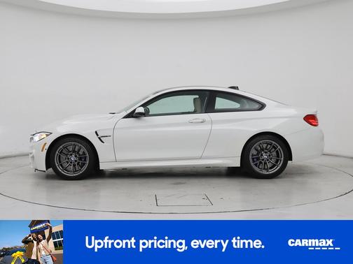 White 2016 BMW M4