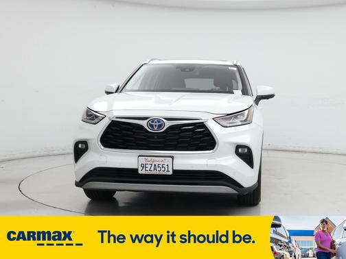 2023 Toyota Highlander Hybrid Platinum