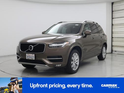 2016 Volvo XC90 T6 Momentum