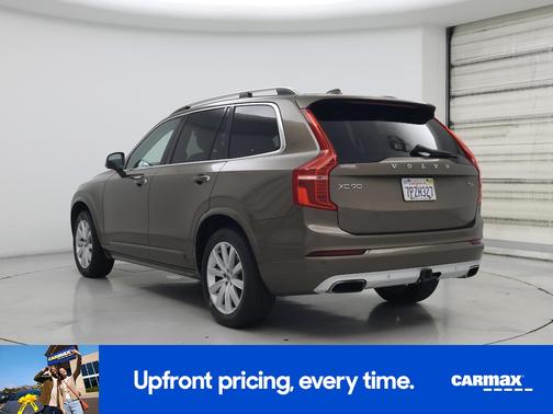 2016 Volvo XC90 T6 Momentum