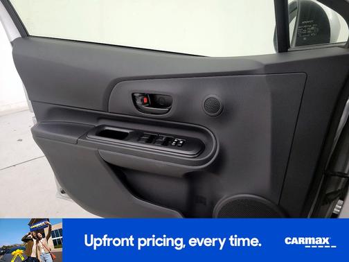 Silver 2015 Toyota Prius c One