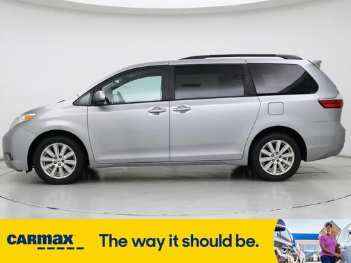 2017 Toyota Sienna XLE