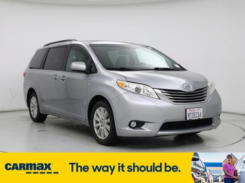 2017 Toyota Sienna XLE