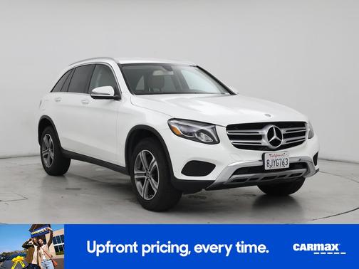 White 2019 Mercedes-Benz GLC 300