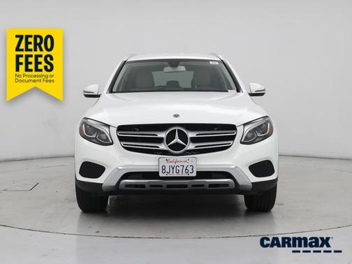 White 2019 Mercedes-Benz GLC 300