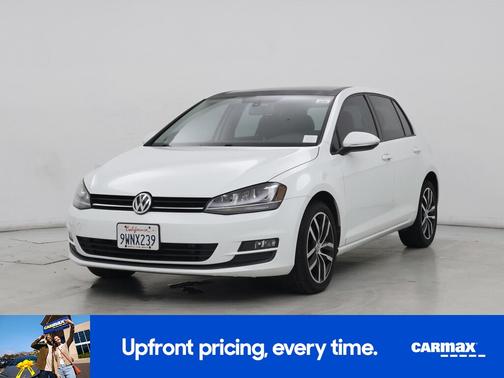 White 2015 Volkswagen Golf SE