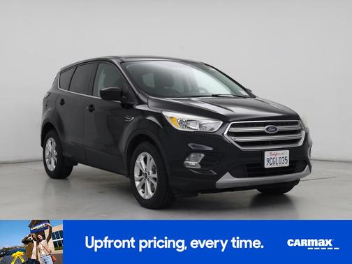 Black 2017 Ford Escape SE