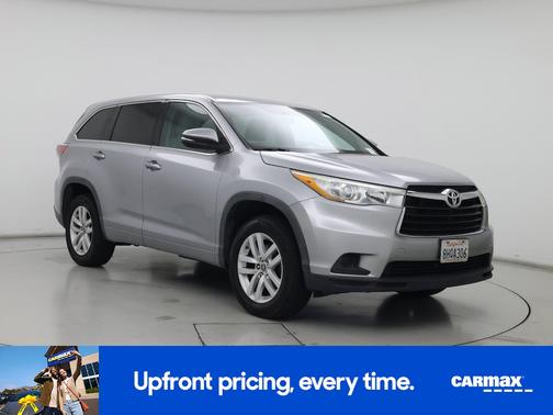 Silver 2016 Toyota Highlander LE