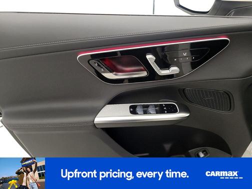 2024 Mercedes-Benz GLC 300