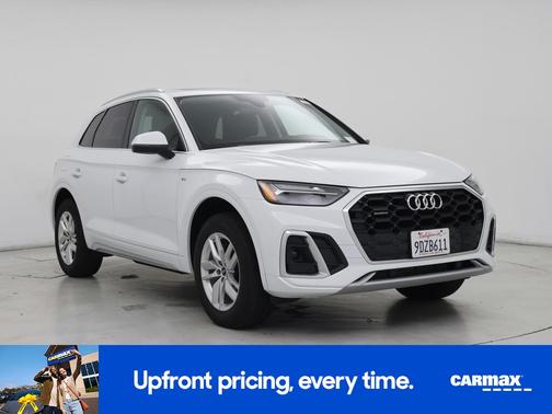 White 2023 Audi Q5 S-Line Premium