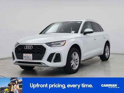 White 2023 Audi Q5 S-Line Premium
