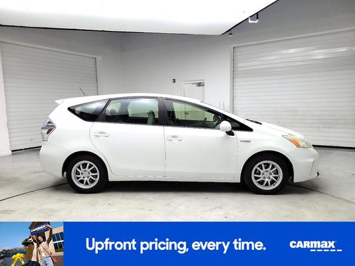 2014 Toyota Prius v Three
