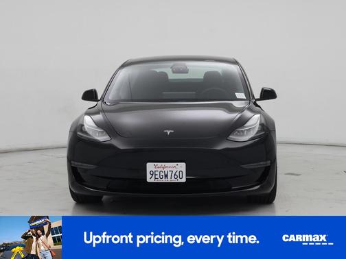 Black 2023 Tesla Model 3