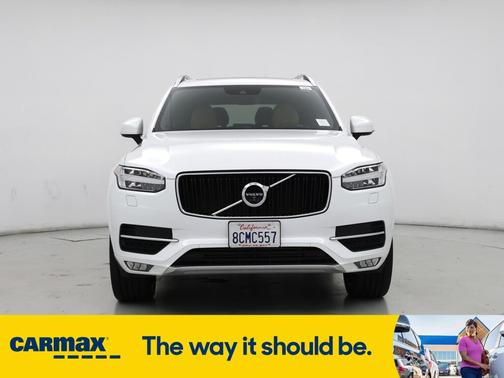 2018 Volvo XC90 T6 Momentum