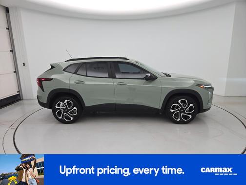 Green 2024 Chevrolet Trax 2RS