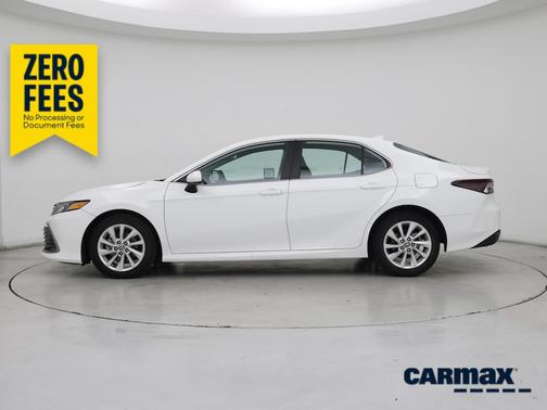 White 2024 Toyota Camry LE