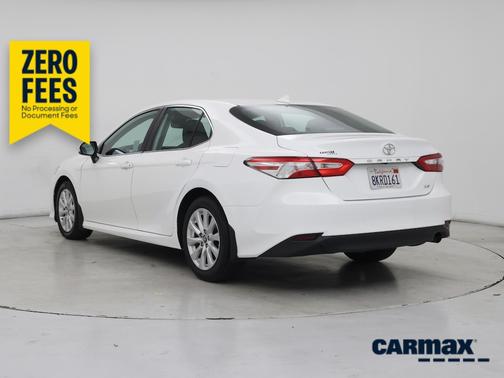 White 2019 Toyota Camry LE