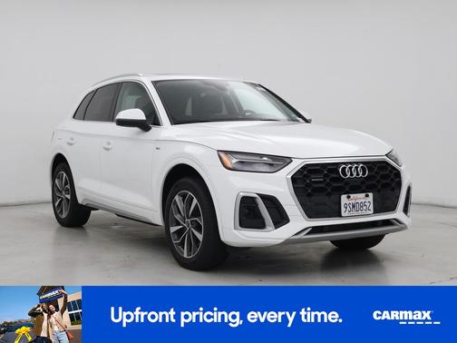 White 2023 Audi Q5 S-Line Premium Plus