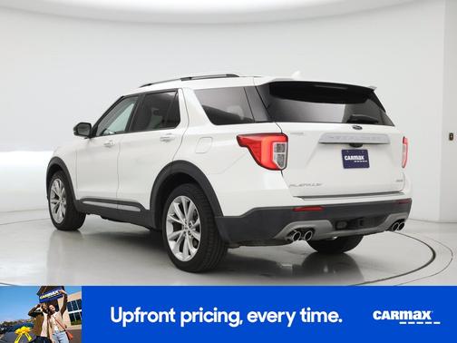 White 2021 Ford Explorer Platinum