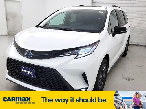 2025 Toyota Sienna XSE