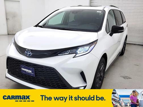 2025 Toyota Sienna XSE