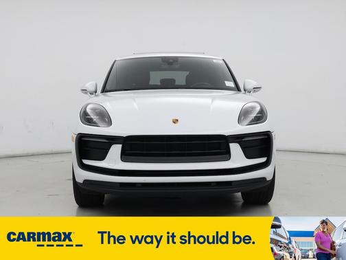 2022 Porsche Macan