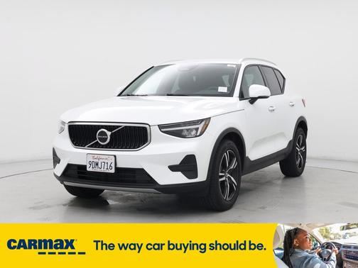 2023 Volvo XC40 B4 Core