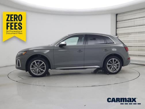 Gray 2022 Audi SQ5 Premium
